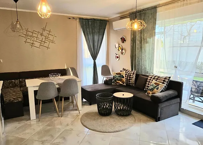 Apartman Sunny Garden Deluxe *